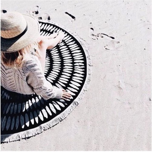 Aztec Boho Tassel Blanket/Towel/Rug Dorm Decor - Picture 4 of 10